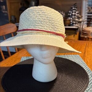 Nine West hat NWOT Straw Hat - One Size